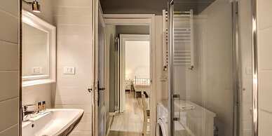 Colosseo 2 Bedroom Walking Distance
