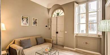 Colosseo 2 Bedroom Walking Distance