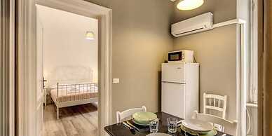 Colosseo 2 Bedroom Walking Distance
