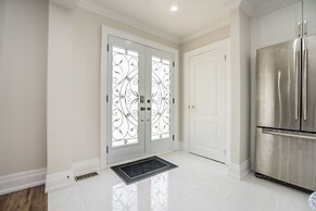 Entire Bungalow 5 Bedrooms