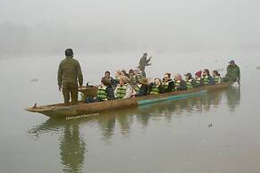 Rhino Land Jungle Lodge