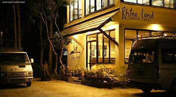 Rhino Land Jungle Lodge