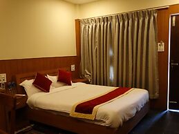 Rhino Land Jungle Lodge