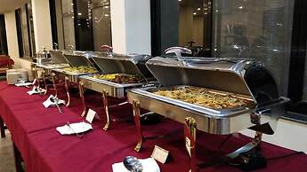 Rhino Land Jungle Lodge