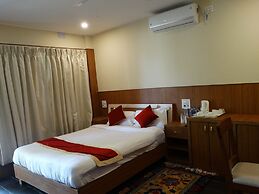 Rhino Land Jungle Lodge