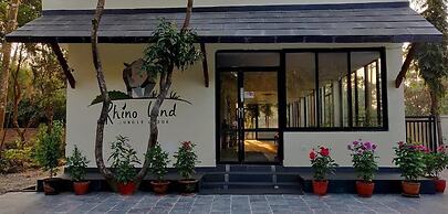 Rhino Land Jungle Lodge