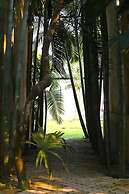 Rhino Land Jungle Lodge