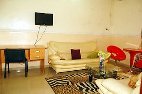 De-b Garden Hotel