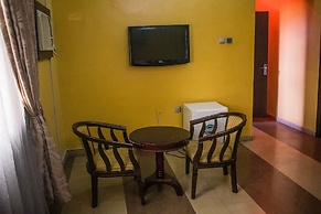 Pacific Hotels & Suites