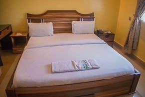 Pacific Hotels & Suites