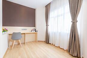 7 Days Premium Hotel