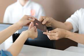 7 Days Premium Hotel