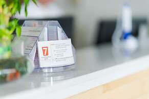 7 Days Premium Hotel