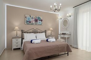 Orelia Cretan Villas & Deluxe Apartments