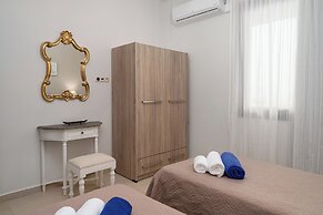 Orelia Cretan Villas & Deluxe Apartments