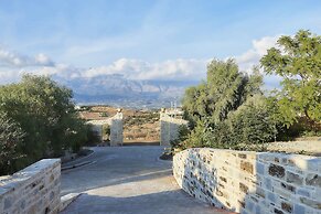 Orelia Cretan Villas & Deluxe Apartments