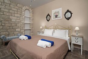 Orelia Cretan Villas & Deluxe Apartments