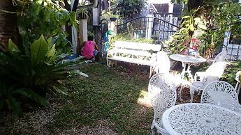 Baan Somboon Guesthouse