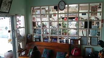 Baan Somboon Guesthouse