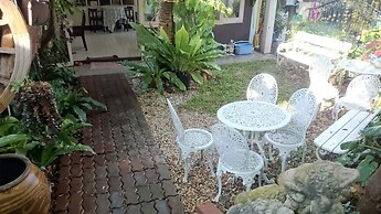 Baan Somboon Guesthouse