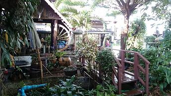 Baan Somboon Guesthouse