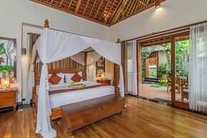 Graha Sandat Villas by Pramana Villas