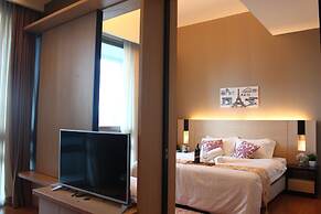 D'Home Stay at Swiss Garden Residence