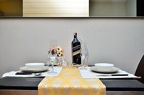 D'Home Stay at Swiss Garden Residence