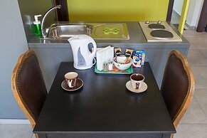 CHROMA Lodge Pikermi