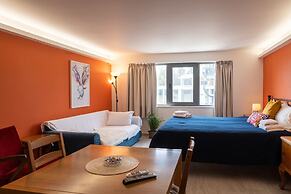 CHROMA Lodge Pikermi