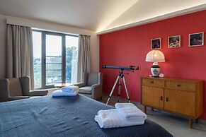 CHROMA Lodge Pikermi