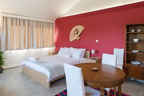 CHROMA Lodge Pikermi