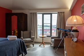 CHROMA Lodge Pikermi