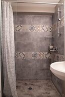 CHROMA Lodge Pikermi