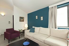 CHROMA Lodge Pikermi