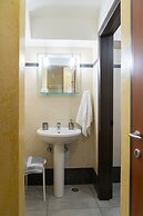 CHROMA Lodge Pikermi