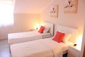 Apartments Tanja & Josipa