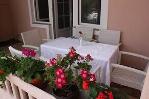 Apartments Tanja & Josipa