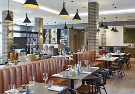 Courtyard by Marriott Oxford South