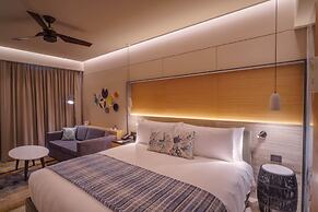 Renaissance Cancun Resort & Marina