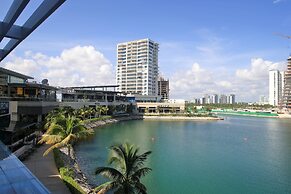 Renaissance Cancun Resort & Marina