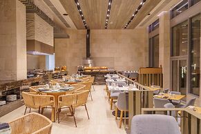 Renaissance Cancun Resort & Marina