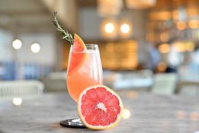 Renaissance Cancun Resort & Marina