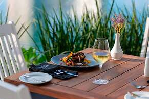 Renaissance Cancun Resort & Marina