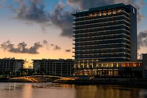 Renaissance Cancun Resort & Marina