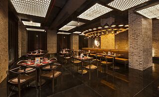 Lemon Tree Premier City Center Pune