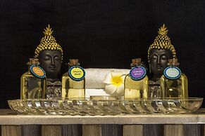 Lemon Tree Premier City Center Pune