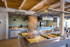 Paralos Lifestyle Beach