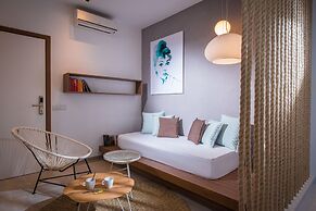 Paralos Lifestyle Beach