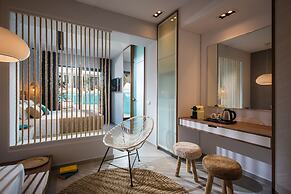 Paralos Lifestyle Beach